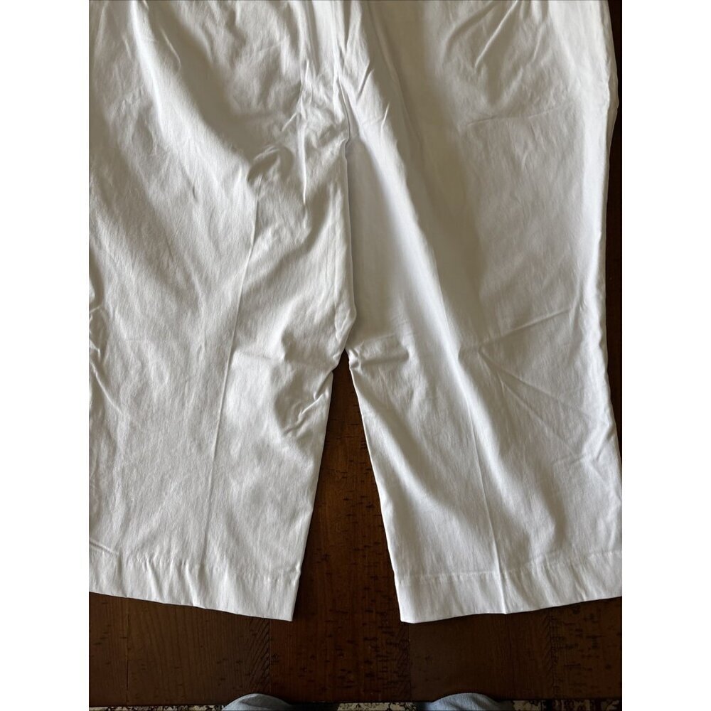 lane bryant White Slim Capri Pants Size 24 Petite Mid Rise NWT - Picture 8 of 10